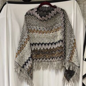 Source Unknown Gray and Gold Chevron Poncho